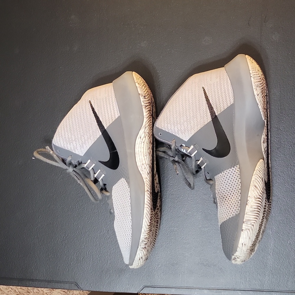 Nike Precision Shoes. - image 4